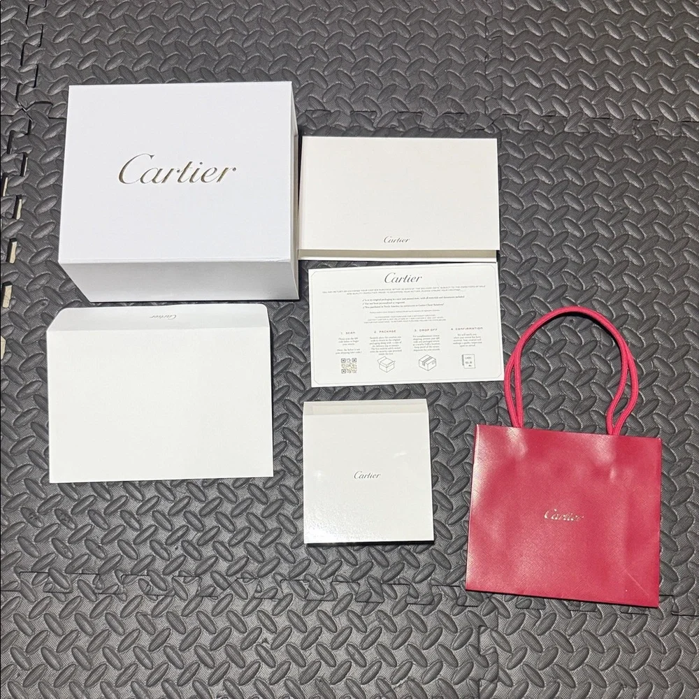 Cartier Box set - Picture 1 of 4